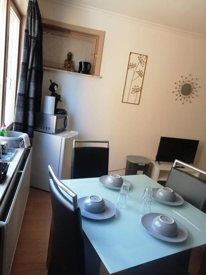 Chambre 2/4P Confortable Остенде Экстерьер фото